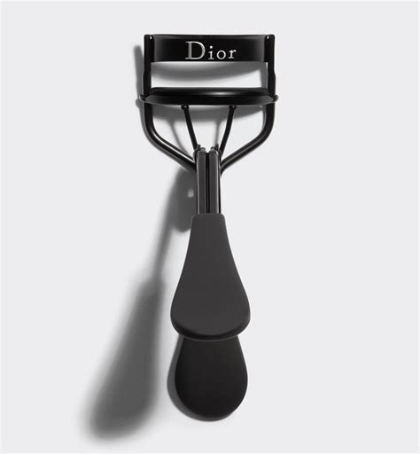 Dior Backstage Eyelash Curler: a perfect curl, instantly